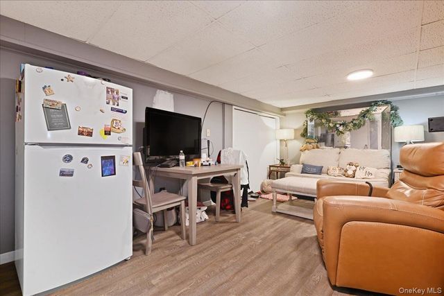 447 Chestnut Street, West Hempstead, NY 11552