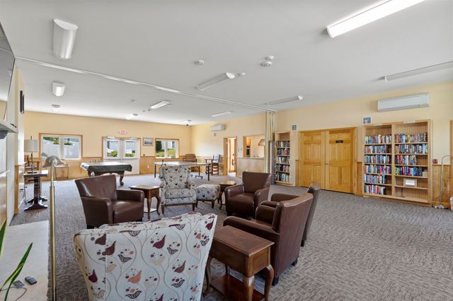 24 Dogwood Drive, Brattleboro, VT 05301