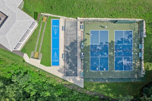 24 Dogwood Drive, Brattleboro, VT 05301