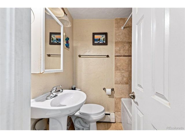 1243 Vine St 3, Denver, CO 80206