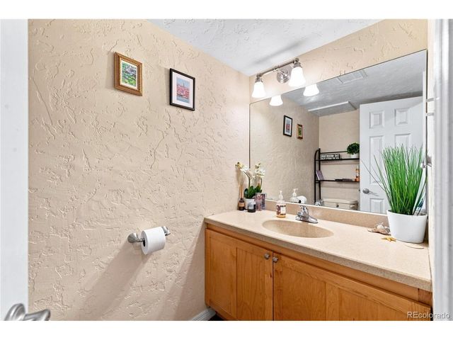 1243 Vine St 3, Denver, CO 80206