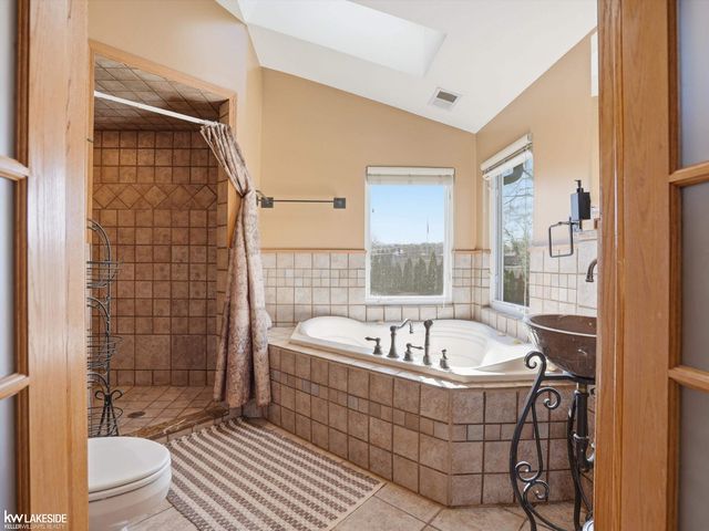 6005 Mulberry Drive, Sterling Heights, MI 48314
