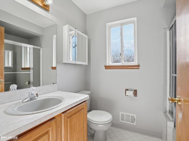 6005 Mulberry Drive, Sterling Heights, MI 48314