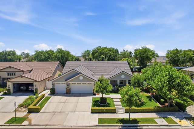 12515 Lincolnshire Drive, Bakersfield, CA 93311