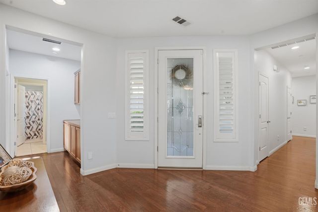 12515 Lincolnshire Drive, Bakersfield, CA 93311