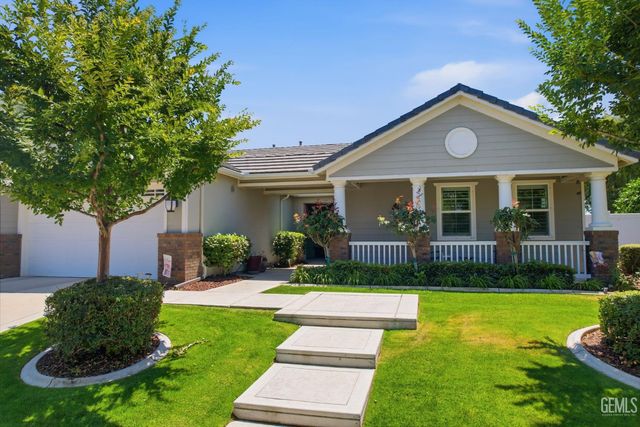 12515 Lincolnshire Drive, Bakersfield, CA 93311