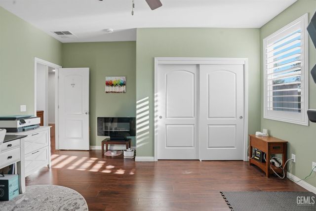 12515 Lincolnshire Drive, Bakersfield, CA 93311