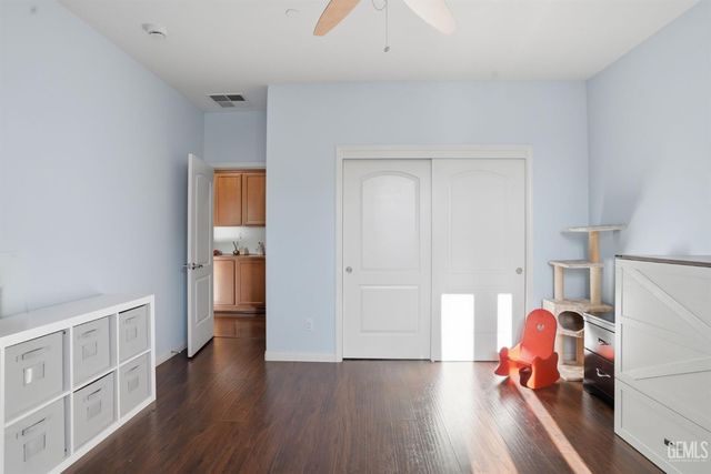 12515 Lincolnshire Drive, Bakersfield, CA 93311