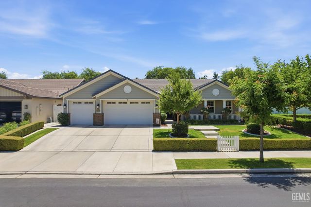 12515 Lincolnshire Drive, Bakersfield, CA 93311