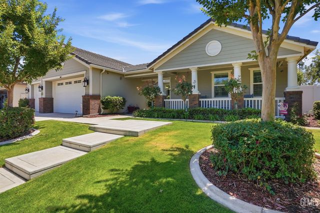 12515 Lincolnshire Drive, Bakersfield, CA 93311