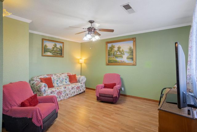 11 S Byron Drive, Lemoore, CA 93245