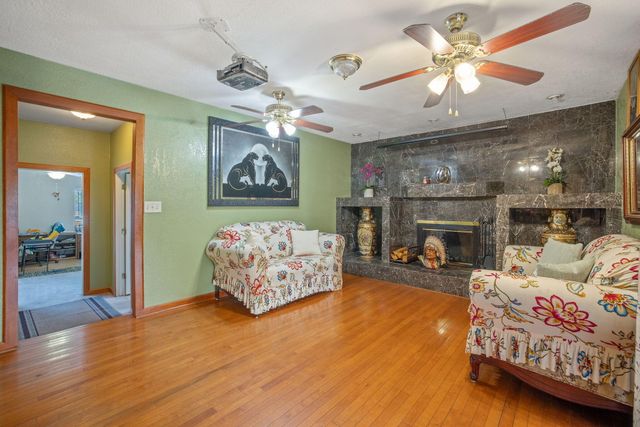 11 S Byron Drive, Lemoore, CA 93245