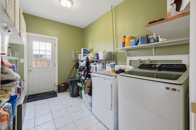 11 S Byron Drive, Lemoore, CA 93245
