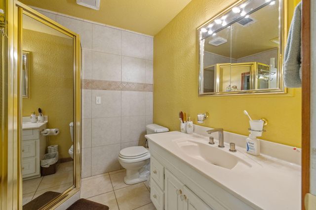 11 S Byron Drive, Lemoore, CA 93245