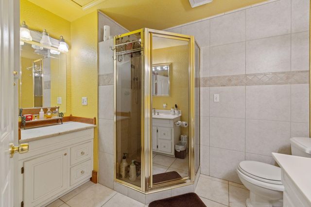 11 S Byron Drive, Lemoore, CA 93245