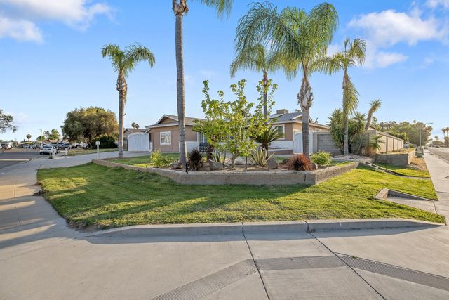 11 S Byron Drive, Lemoore, CA 93245