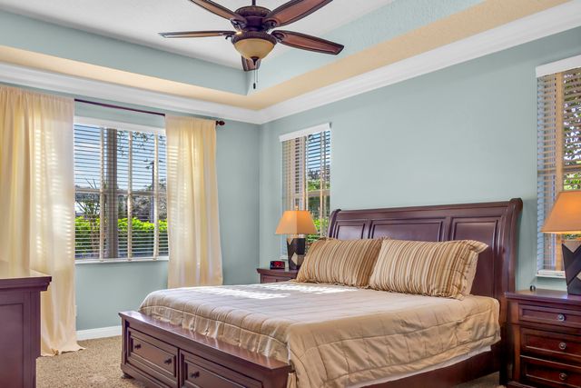 10069 Mizner Falls Way, Boynton Beach, FL 33437