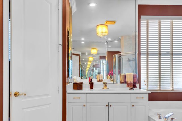 10069 Mizner Falls Way, Boynton Beach, FL 33437