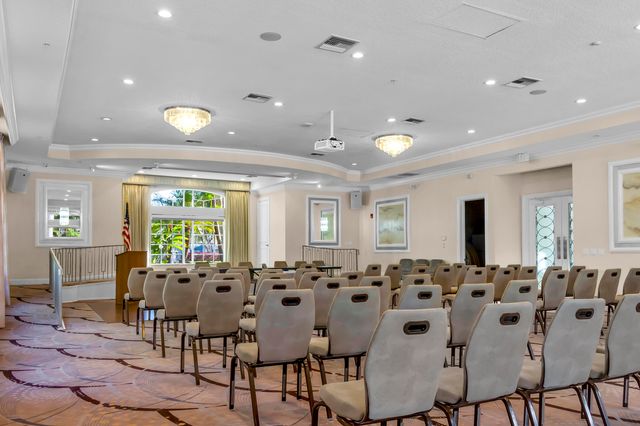 10069 Mizner Falls Way, Boynton Beach, FL 33437