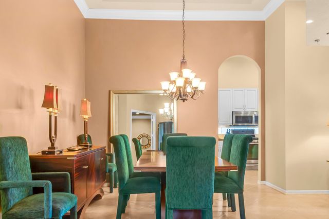 10069 Mizner Falls Way, Boynton Beach, FL 33437