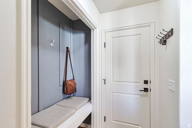 6052 S 4275 W, Roy, UT 84067