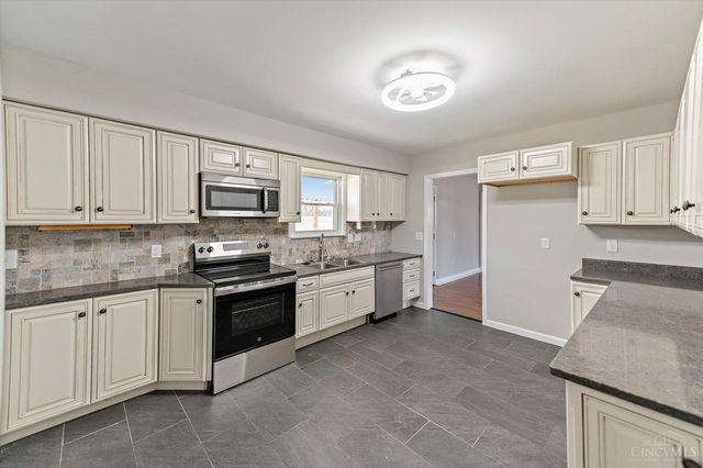 237 Linda Court, Trenton, OH 45067