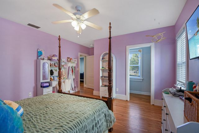 107 Arpieka Ave, St Augustine, FL 32080