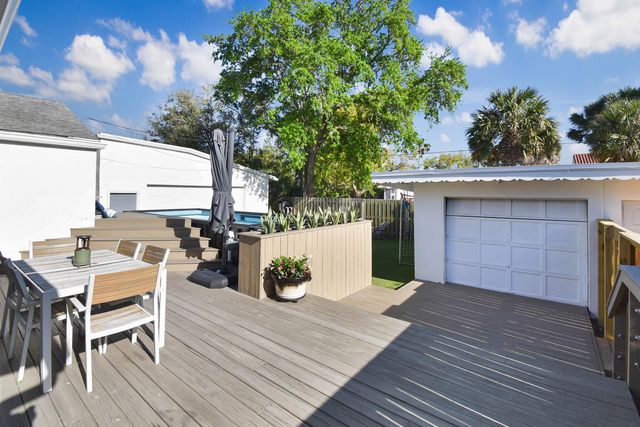 107 Arpieka Ave, St Augustine, FL 32080