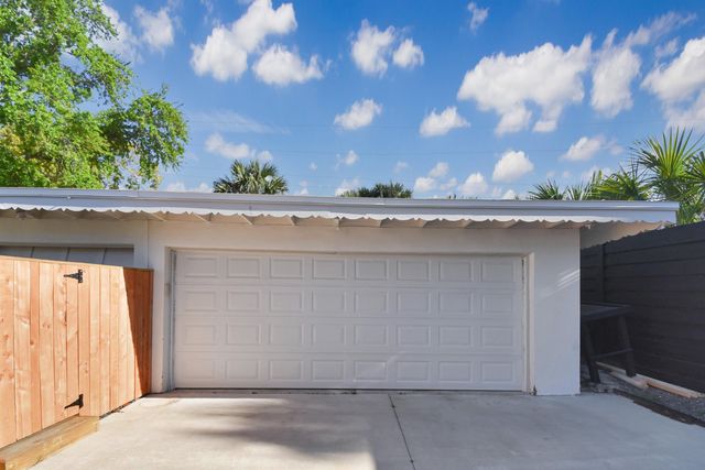 107 Arpieka Ave, St Augustine, FL 32080