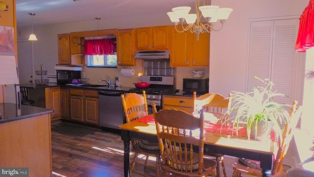 110 DAFFODIL RD, Millville, NJ 08332