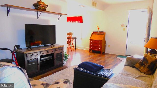 110 DAFFODIL RD, Millville, NJ 08332