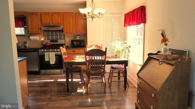 110 DAFFODIL RD, Millville, NJ 08332