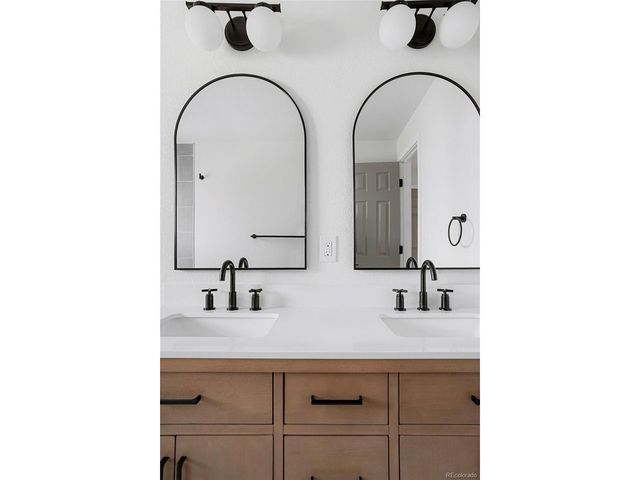 1828 Stratford Ln, Longmont, CO 80503