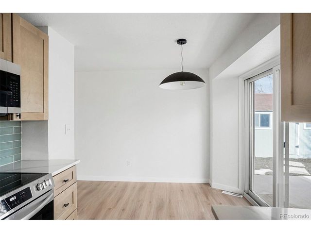 1828 Stratford Ln, Longmont, CO 80503