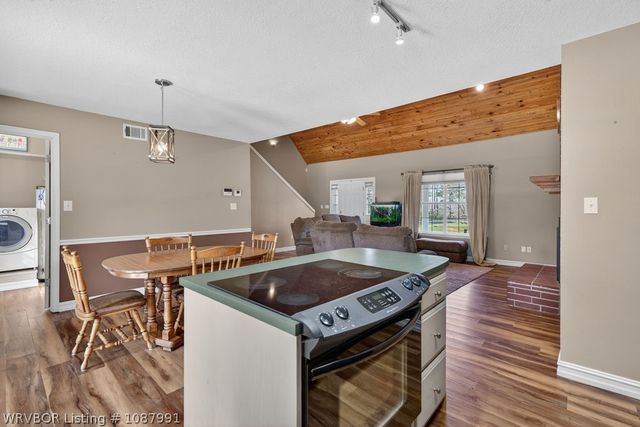 8044 Old 81 Loop, Rudy, AR 72952