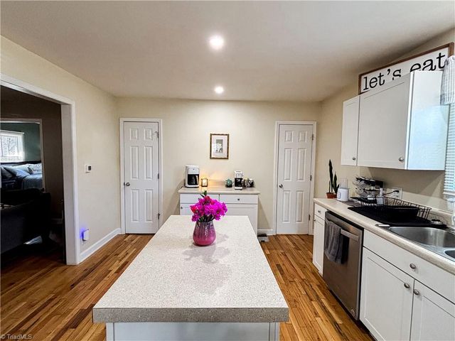 187 Eaton Street, Mount Airy, NC 27030