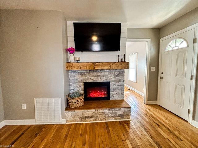 187 Eaton Street, Mount Airy, NC 27030