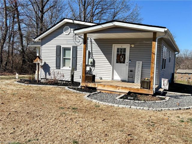 187 Eaton Street, Mount Airy, NC 27030