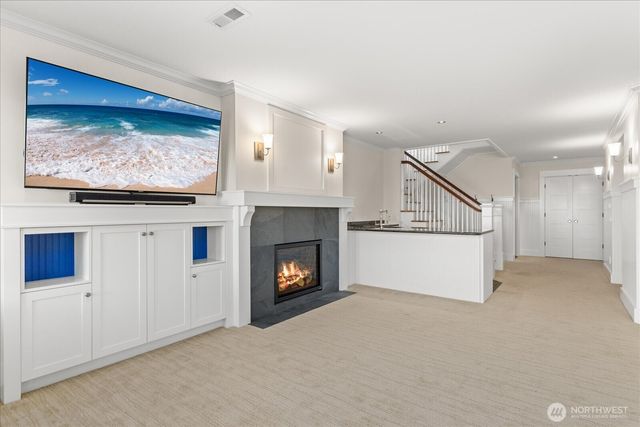 32 Shorewood Drive, Bellingham, WA 98225