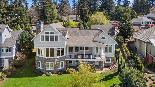 32 Shorewood Drive, Bellingham, WA 98225