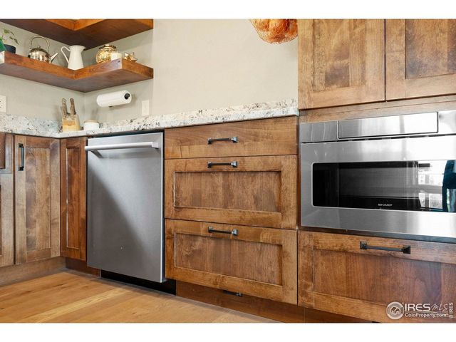 5468 N Lariat Dr, Castle Rock, CO 80108