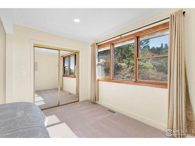 5468 N Lariat Dr, Castle Rock, CO 80108