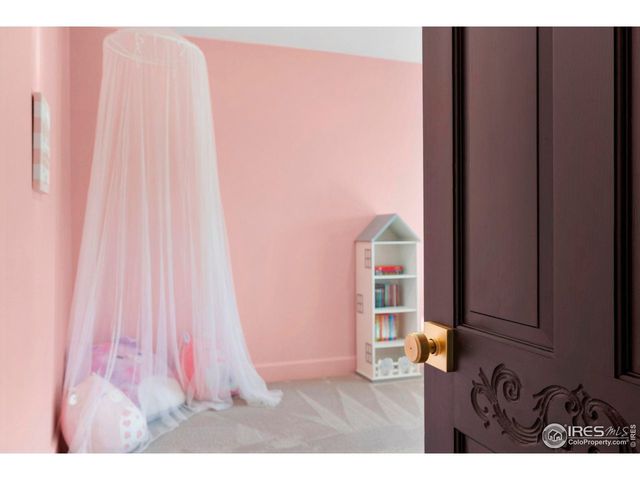 5468 N Lariat Dr, Castle Rock, CO 80108