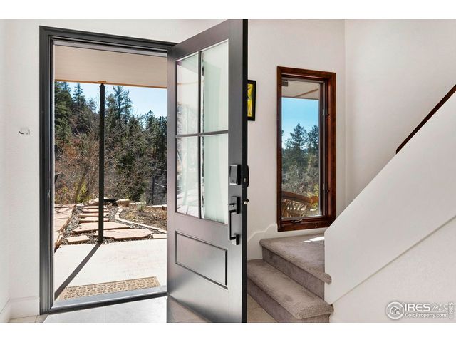 5468 N Lariat Dr, Castle Rock, CO 80108