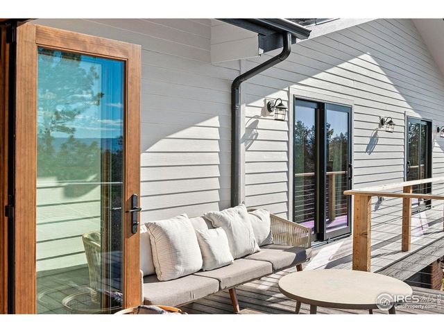 5468 N Lariat Dr, Castle Rock, CO 80108