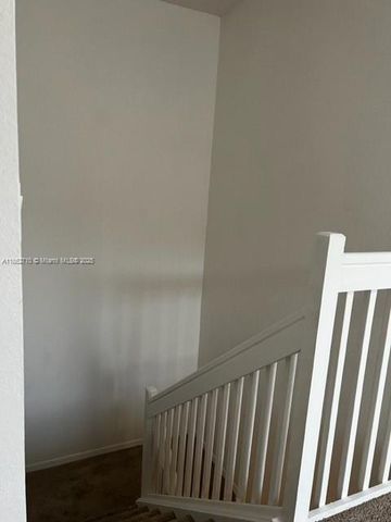 608 NE 33rd Ter 608, Homestead, FL 33033