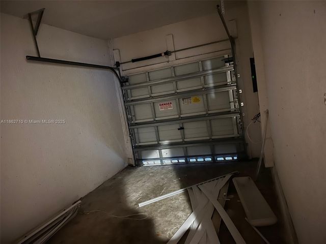 608 NE 33rd Ter 608, Homestead, FL 33033