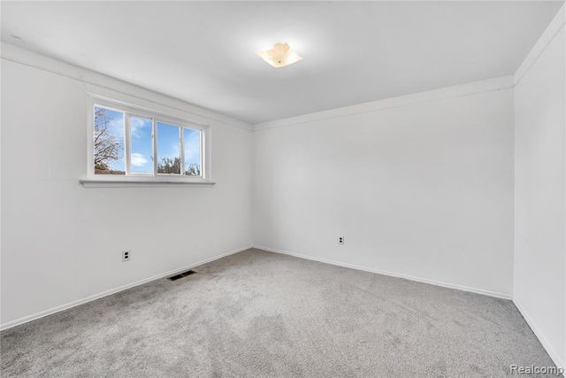 12136 Brougham Drive, Sterling Heights, MI 48312