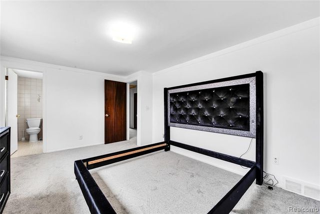 12136 Brougham Drive, Sterling Heights, MI 48312