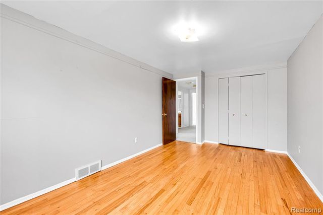 12136 Brougham Drive, Sterling Heights, MI 48312